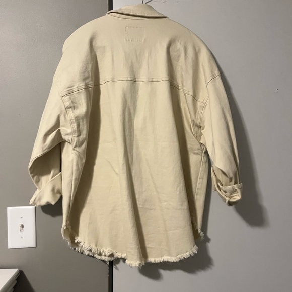 Jean jacket - Picture 2 of 3